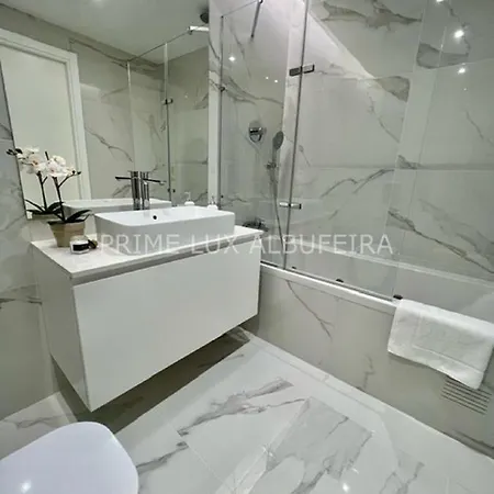 Prime Lux البوفيرا